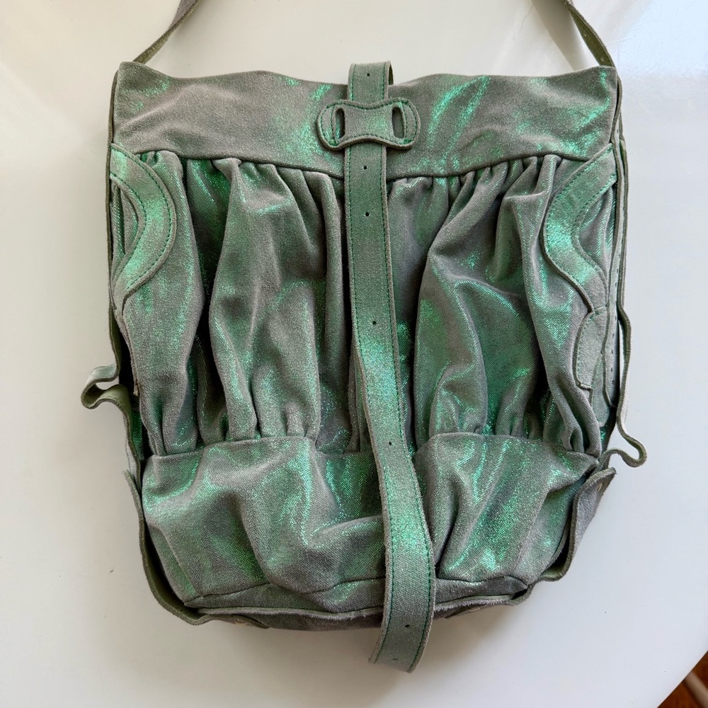NWOT Exquisite J Iridescent Green Gray Leather Bag Boho Chic Shoulder Style